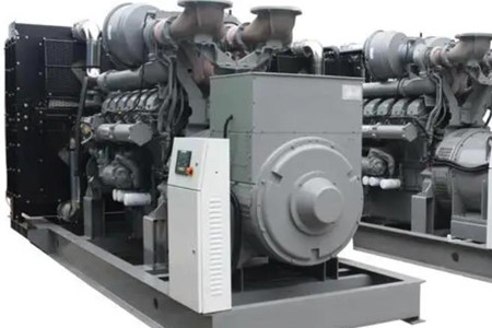 柴油發(fā)電機組蓄電池的容量怎樣計算？有三個基本原則